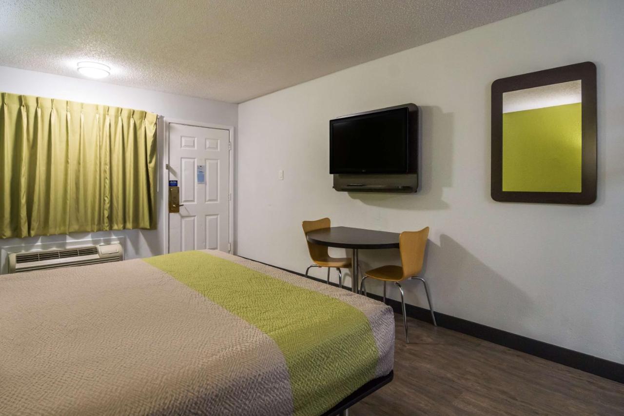 Motel 6 Irving - Loop 12 Eksteriør bilde