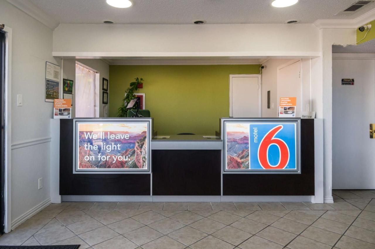 Motel 6 Irving - Loop 12 Eksteriør bilde