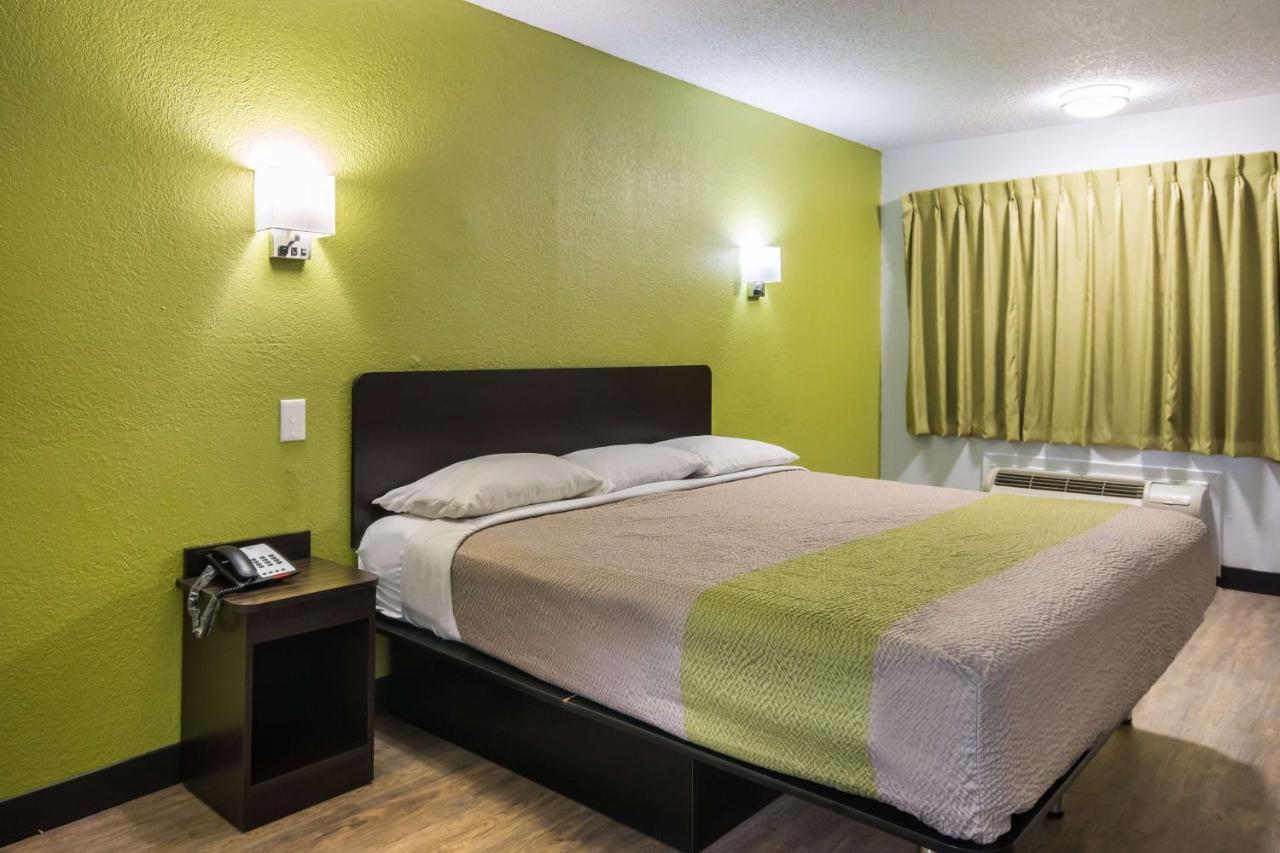 Motel 6 Irving - Loop 12 Eksteriør bilde