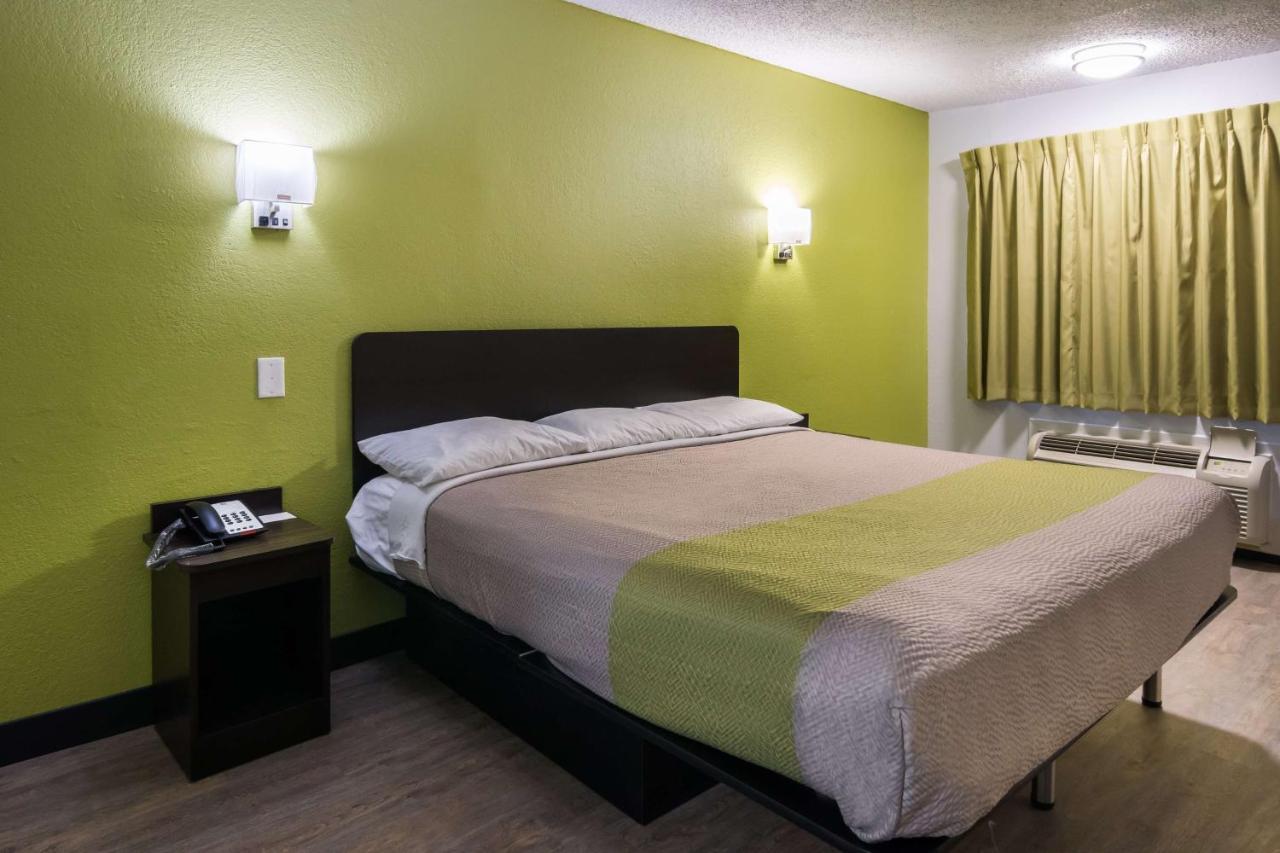 Motel 6 Irving - Loop 12 Eksteriør bilde