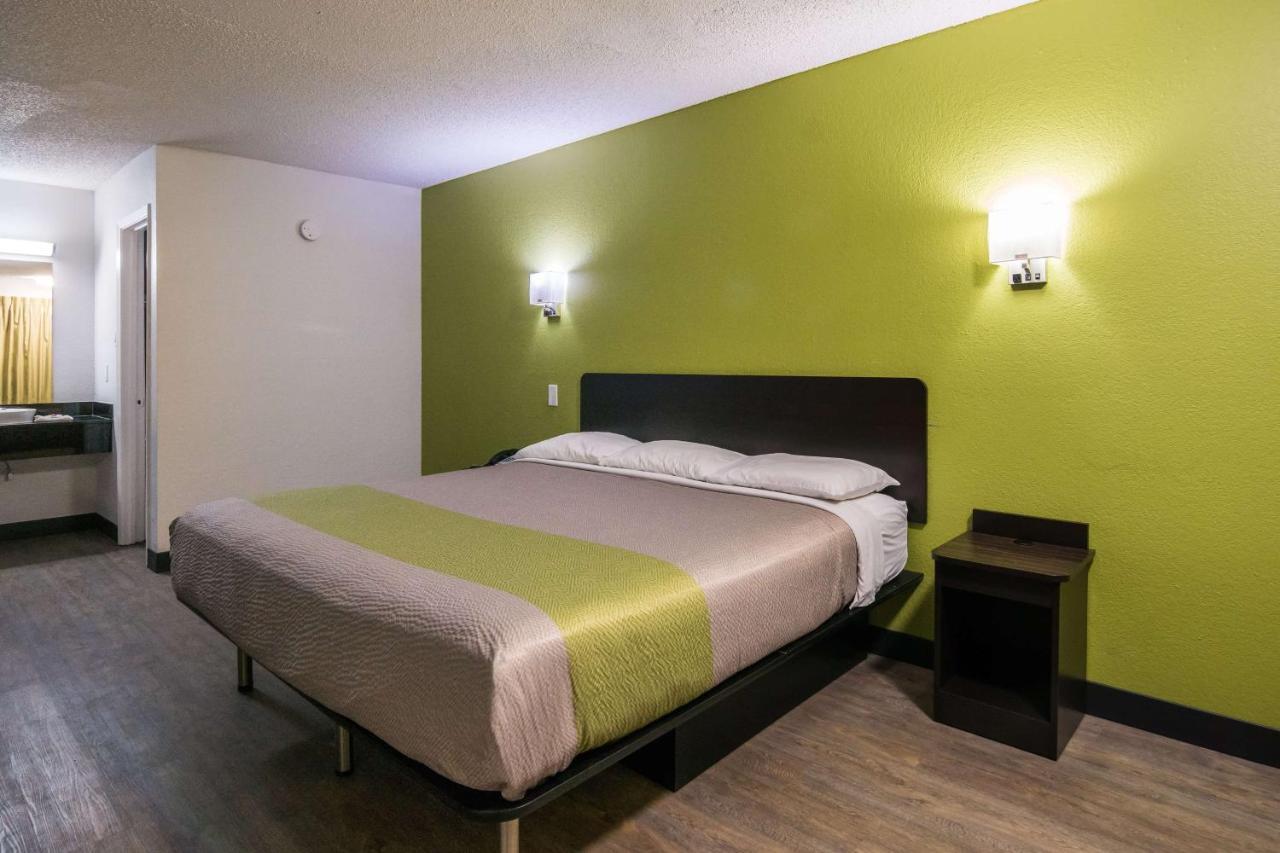 Motel 6 Irving - Loop 12 Eksteriør bilde